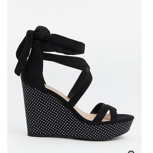 Black wedge heel sandals NWT